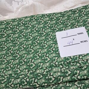 Green Floral Fabric 1 Yard x‎ 44" Wide Cotton Sewing Quilting Material